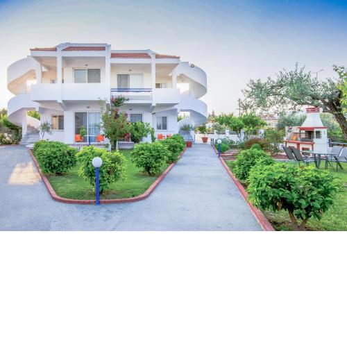 Villa Maroula