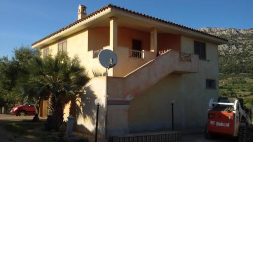 Villa Marras