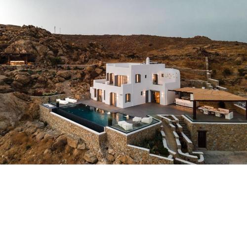 Villa Mayia, Mikri Vigla