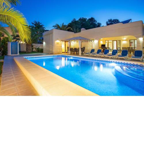 Villa Medina 20 by Abahana Villas