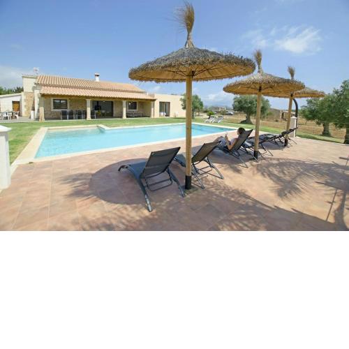 Villa Mediterranea for 10 , new luxury Villa .