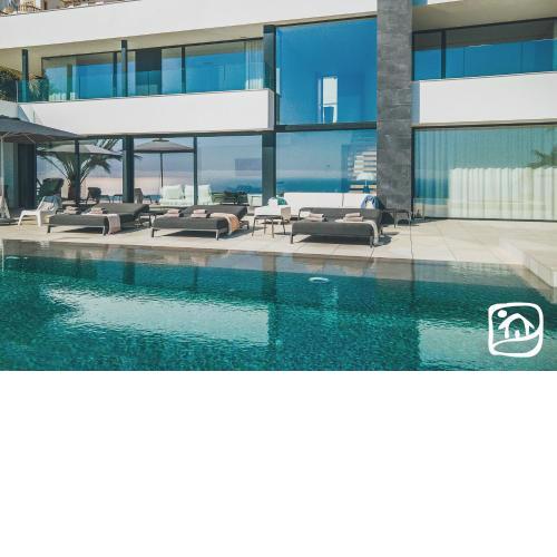 Villa Mercure by Abahana Villas