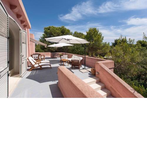 Villa Merienne by BarbarHouse