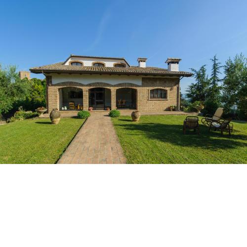Villa Mery sui colli della riviera di Rimini ideale per grandi gruppi