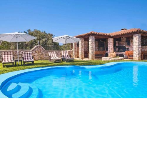 Villa Milon by MediterraneanVillas