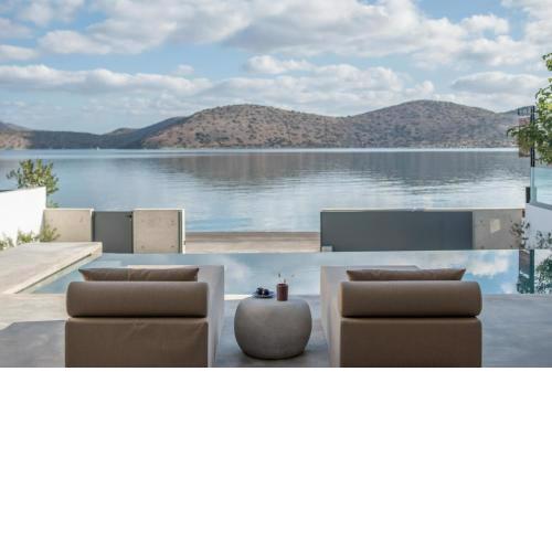Villa Mimaze Minimalist Living