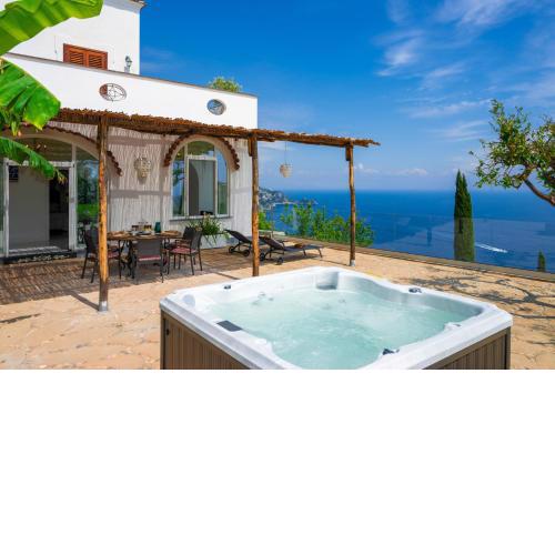 Villa Mimina - Exclusive villa with garden, Jacuzzi and sea view