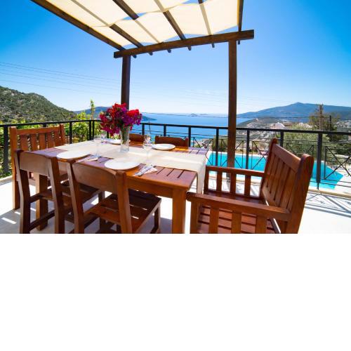 Villa Mira Kalkan -Close to City Center-