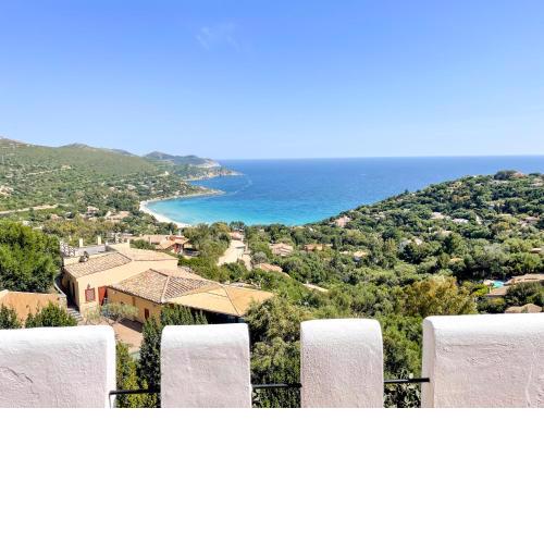 Villa Mizar - Newly Renovated Private and an Amazing View