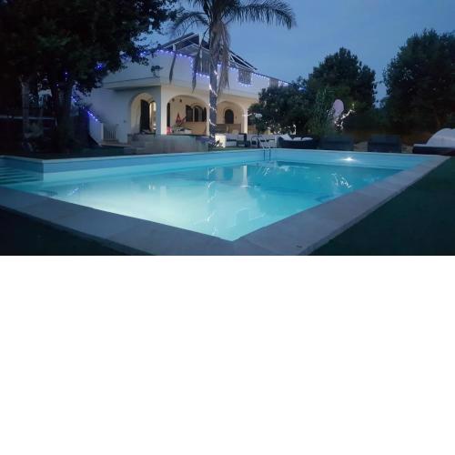 Villa More