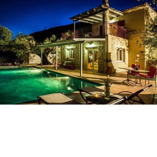 Villa Morea by Villa Plus