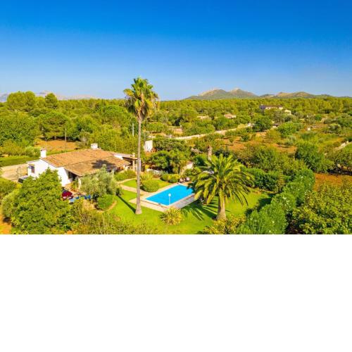 Villa Moreno by Villa Plus