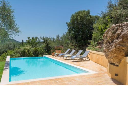 VILLA MYLOS