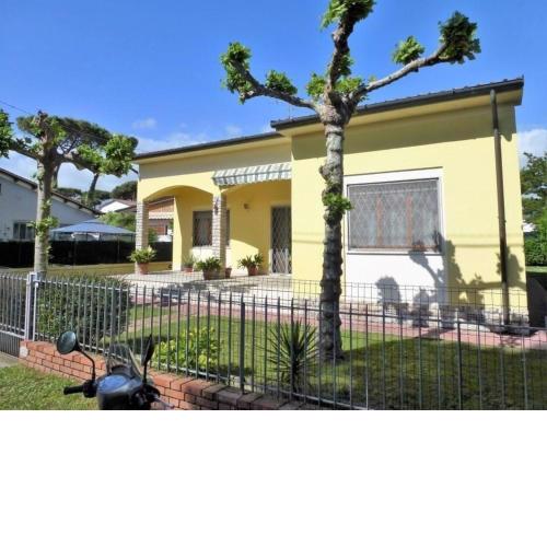 Villa nah am Sandstrand mit Garten Schöne Einrichtung