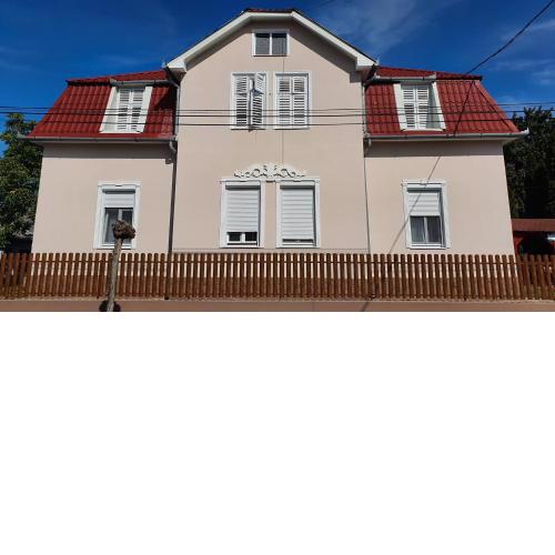 Villa Napsugár