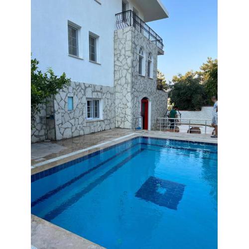 Villa Nar