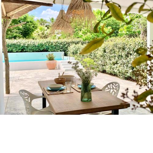 Villa Nature con Piscina Privada · Wifi ·AC · BBQ