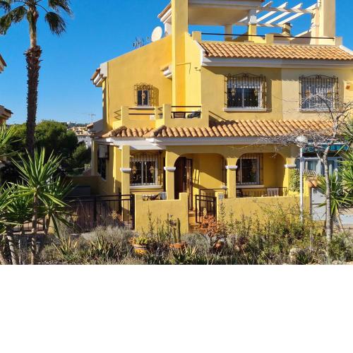 Villa near torrevieja with pool 3 bedrooms