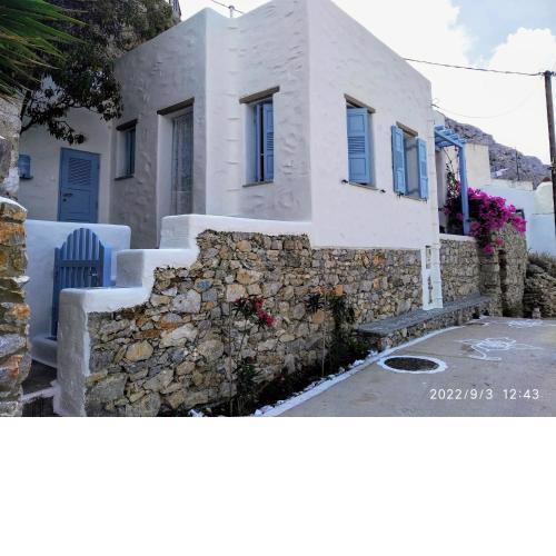 Villa Nina, dreamy little cycladic home in Amorgos