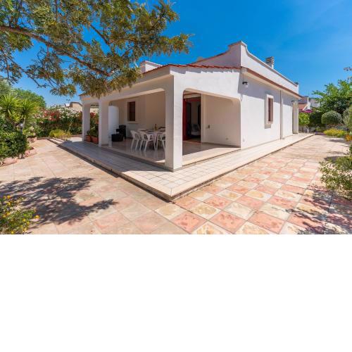 Villa Nite by BarbarHouse