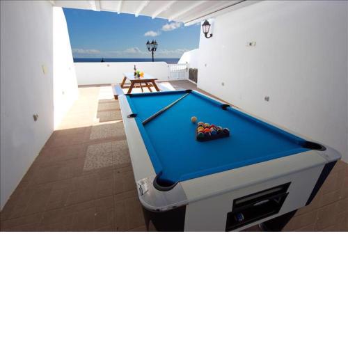 Villa Okie - Lovely 3 bedroom villa - Perfect for families - Great pool area and sea views