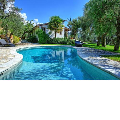 Villa Oliveta by PosarelliVillas