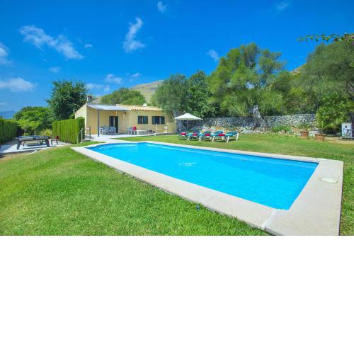 Villa Olivo by Villa Plus