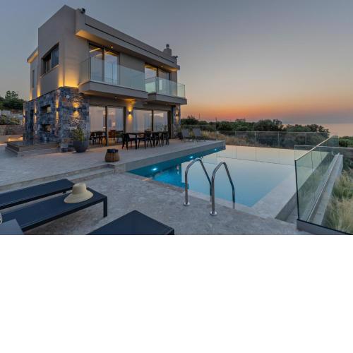 Villa Onyx - With Private Heated Pool