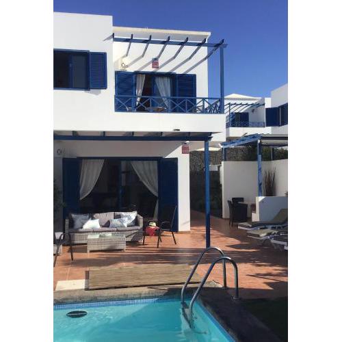 Villa Optimist Rubicón piscina climatizada, vistas al mar