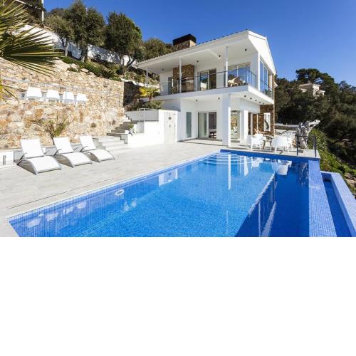 Villa Pacifica