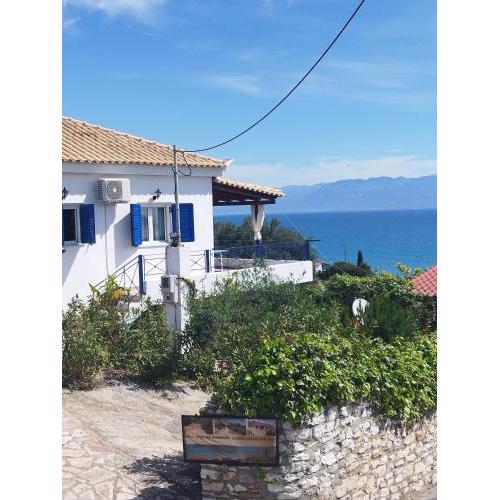 Villa Panorama Michalis Haikos two minutes walk to the beach Peroulia