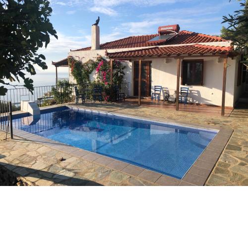 Villa Panorama Skopelos - Amazing sea view, private pool, sleeps 7, private & peaceful!