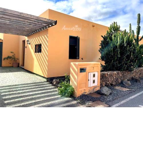 Villa Pascual with Private Garden, Patio and BBQ by Amazzzing Travel