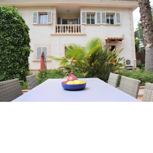 Villa Pedro strandnah ruhig zentral
