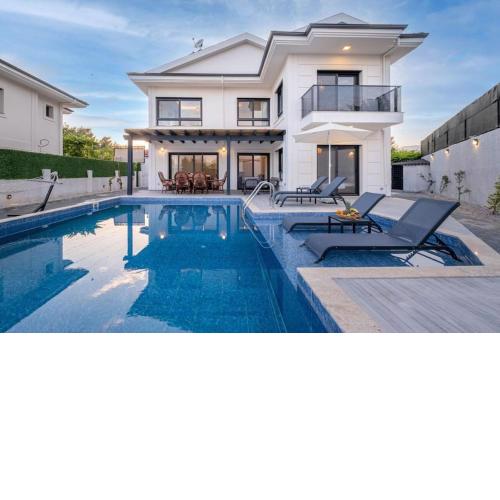 Villa PERA