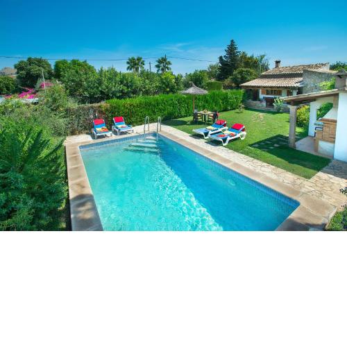 Villa Perez by Villa Plus