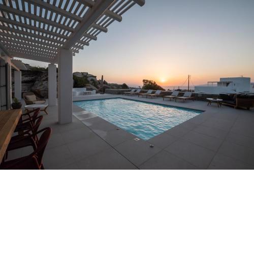 Villa Petra Mare above Mykonos town Private pool