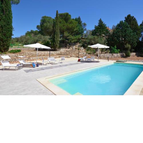 Villa Pica by PosarelliVillas