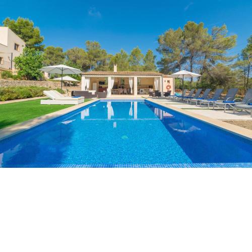 Villa Pins