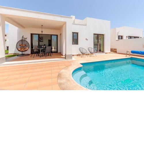 Villa Playa Blanca Turkish steam room pool Jacuzzi