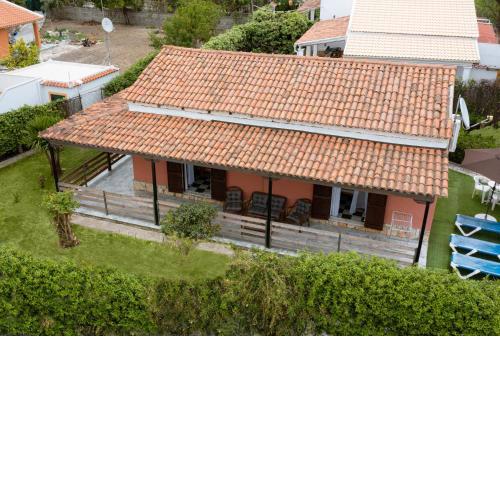 Villa Popi on the beach of Agios Gordios