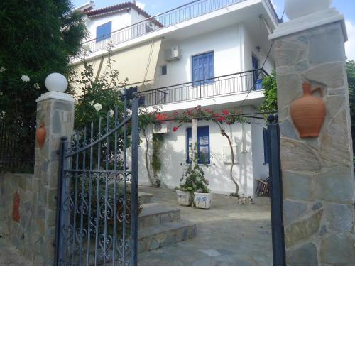 Villa Popi