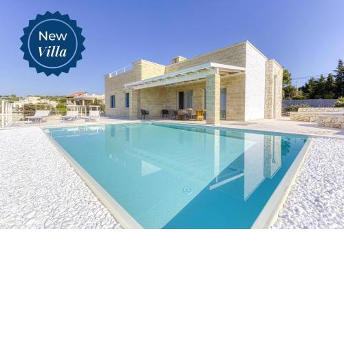 Villa Porta Azzurra by PosarelliVillas