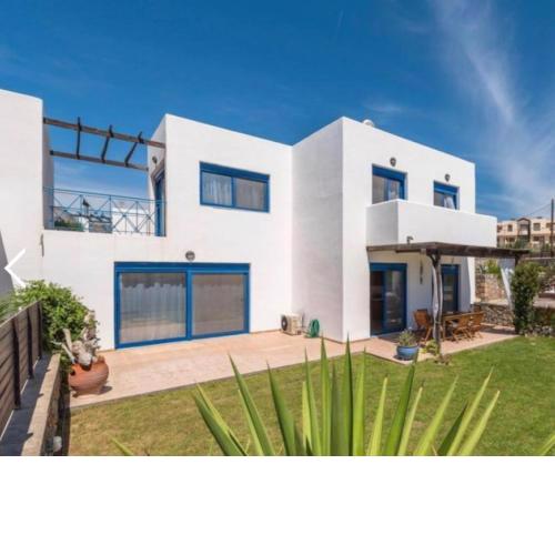 Villa Poseidon Blue