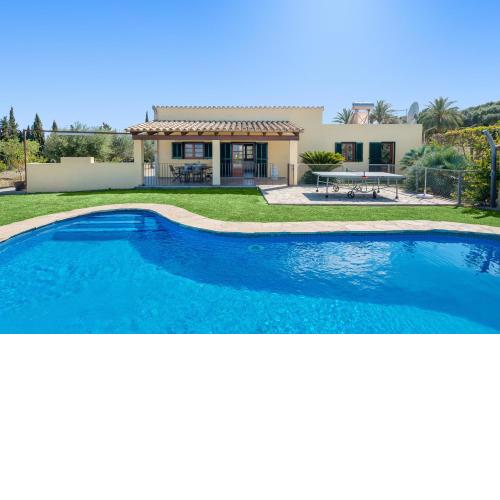 Villa Pou d,Ambroitx, pool and sea views in Alcudia
