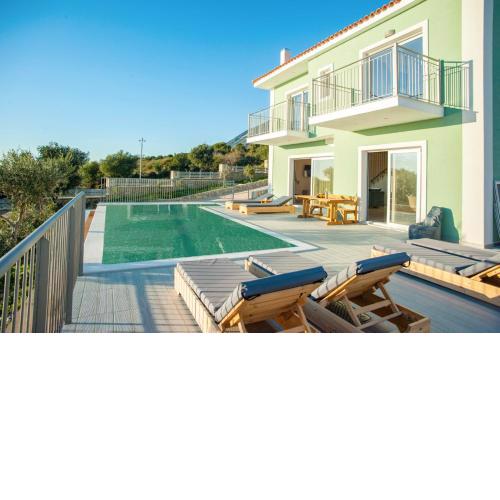 Villa Prasino by Villa Plus