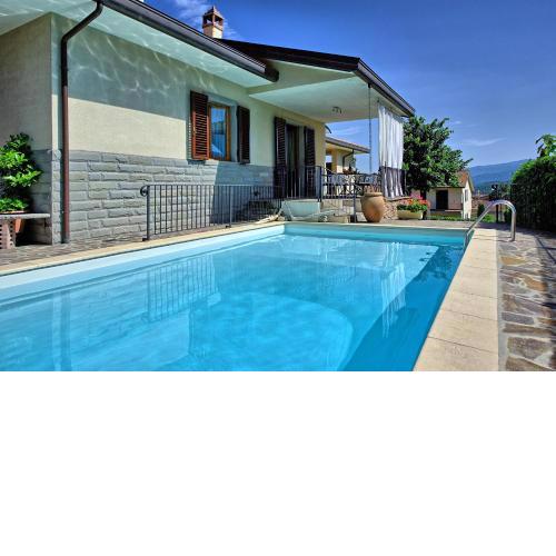 Villa Pratovecchio by PosarelliVillas