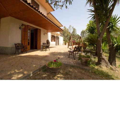 Villa privata con ingresso gratuito al beach club, Villa Mingari