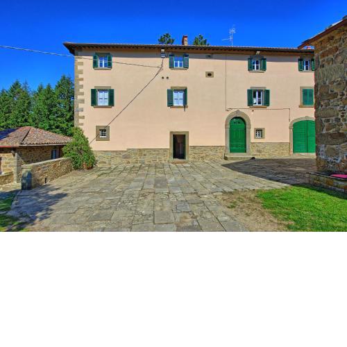 Villa Rassinata by PosarelliVillas