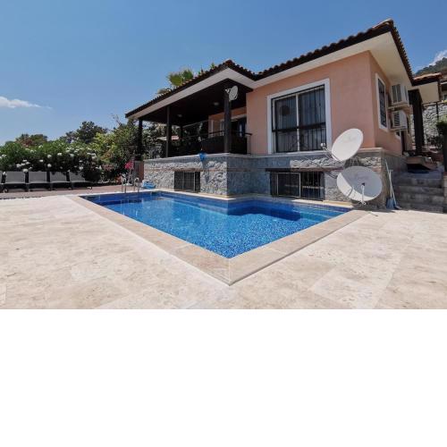 Villa Redpine 5